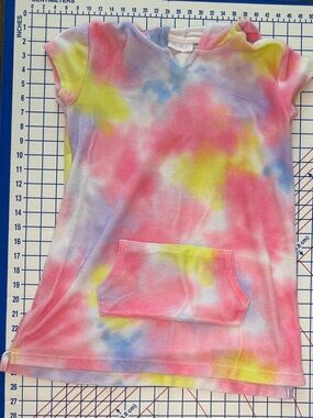 Place Tie-Dye Hooded Tunic in Pink, Yellow & Blue